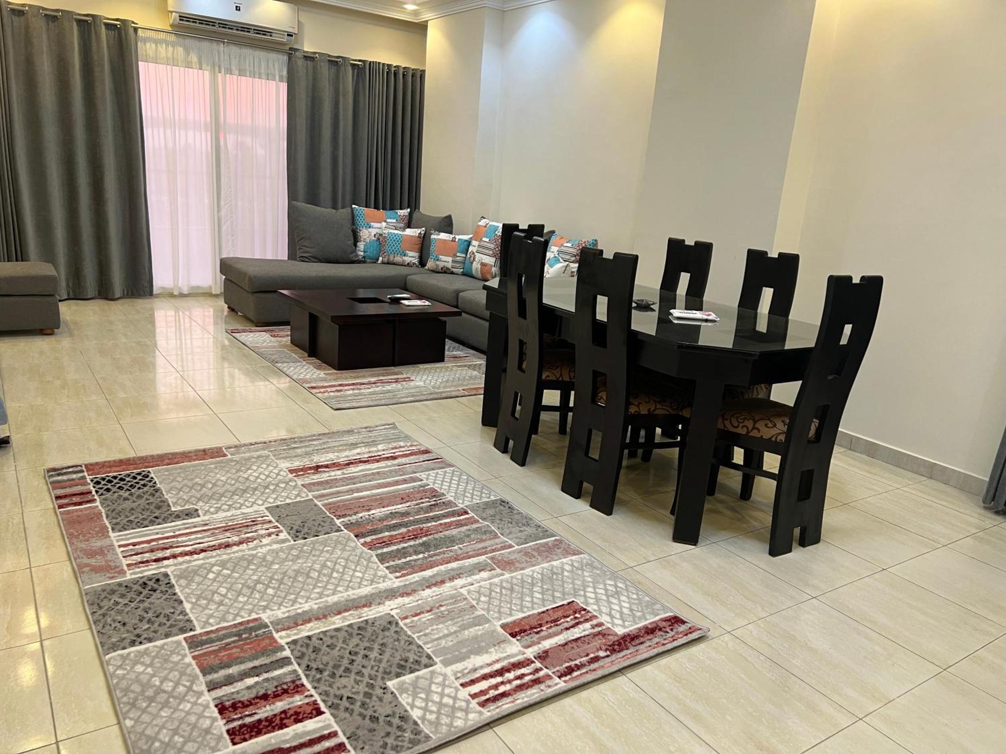 Luxury Apartments Beside Mall Of Arabia And Dar Al-Fouad Hospital - Families Only- No Alcoholic Beverages 6th of October City Exteriör bild